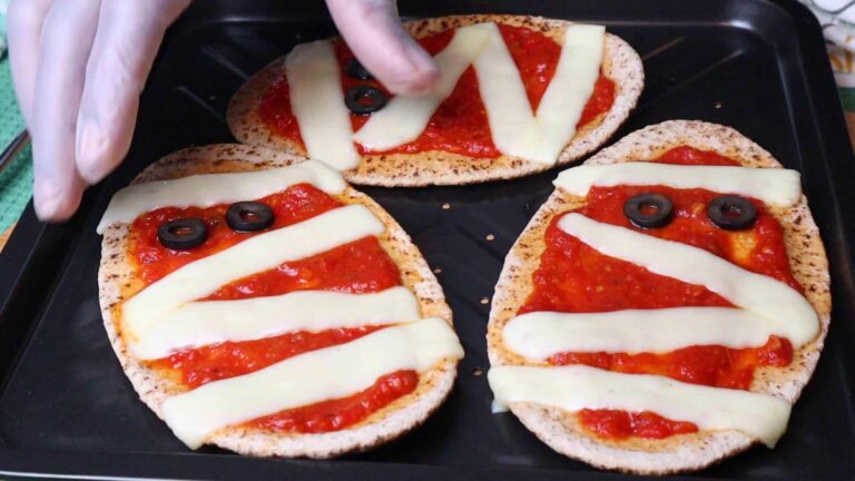 Quick Halloween Mummy Pizza Recipe