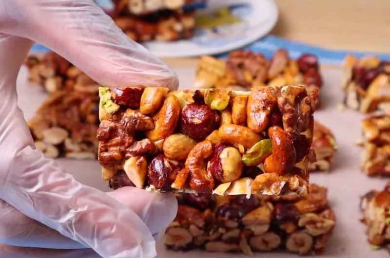 Easy Healthy Nuts Bars Recipe