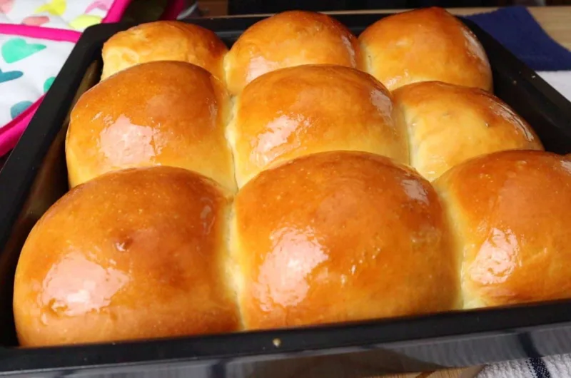 Easy Soft Milk Bread Dinner Rolls Recipe