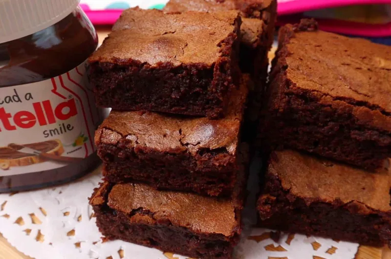 Easy 3 Ingredients Nutella Brownies
