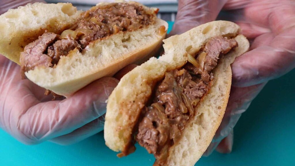 This image has an empty alt attribute; its file name is Steak-Sandwich-1024x576.jpg